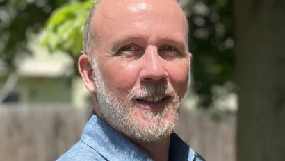 Dave Dennis headshot.