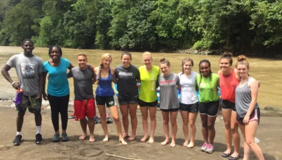 group shot rio pacuare costa rica post rafting adventure